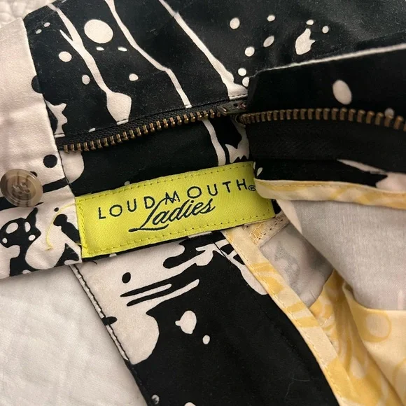 Ladies Loudmouth golf shorts.  Stylish Black and White Women's Golf Shorts - Picture 4 of 5